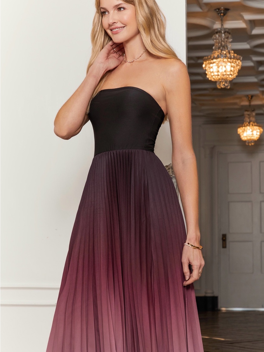 CUPSHE-Strapless Ombre Pleated Maxi Dress in Black and Plum